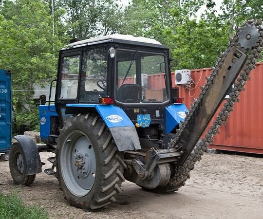 Траншеекопатель в аренду в Симферополе и  Республике Крым
