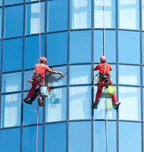 Мытье фасадов промальпинистами в Симферополе